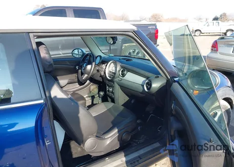 2012 Mini Cooper z USA, uszkodzony, nr VIN WMWSU3C51CT264009